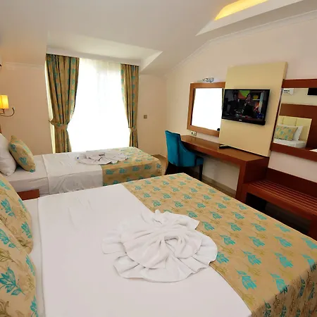 Yeniceri Hotel 3*