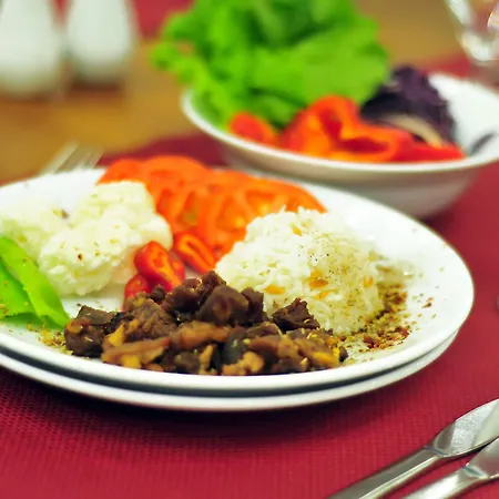 מלון Yeniceri 3*