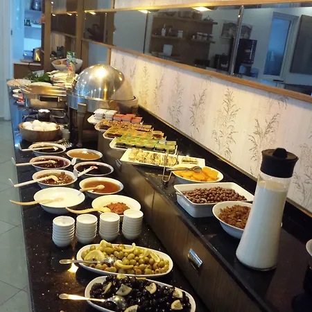 Hotel Yeniceri 3*