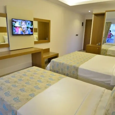 Yeniceri Hotel 3*