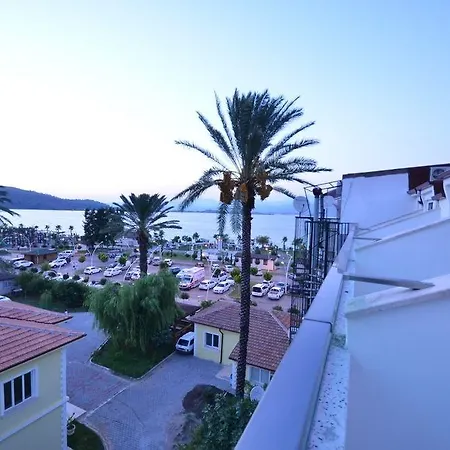 Yeniceri Hotel 3*